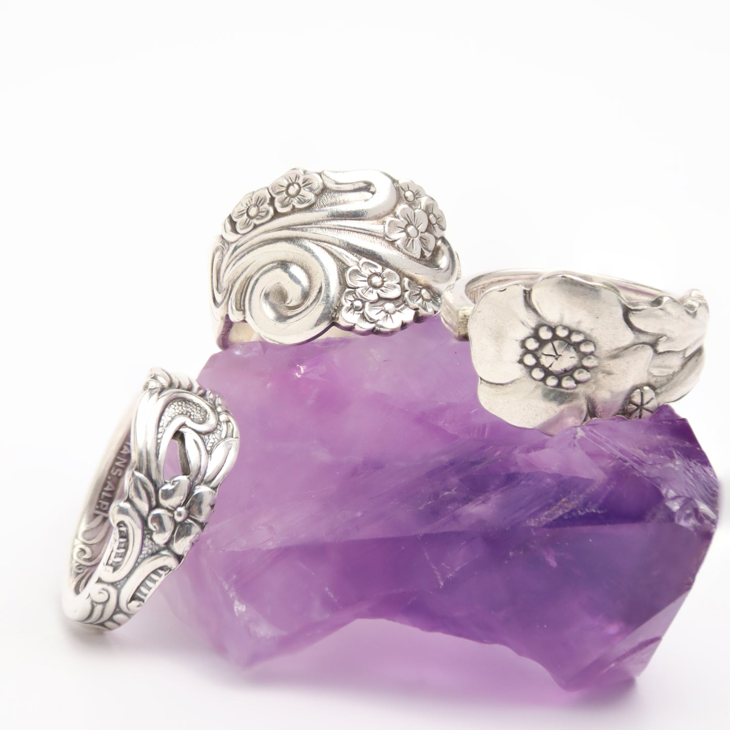 RING08